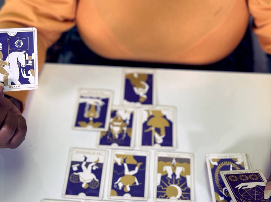 Aqua Star Goddess Psychic Tarot reader